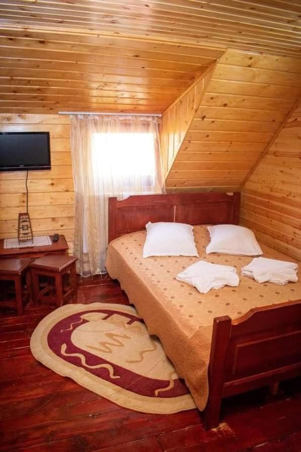 Cabana Ancuta Hotel Vartop Bagian luar foto