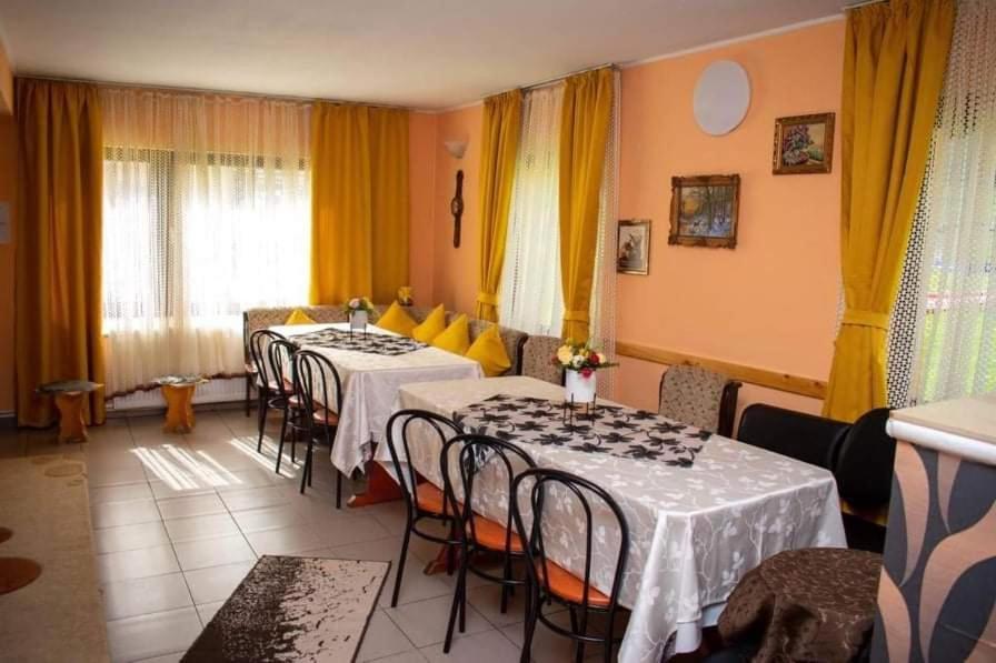 Cabana Ancuta Hotel Vartop Bagian luar foto