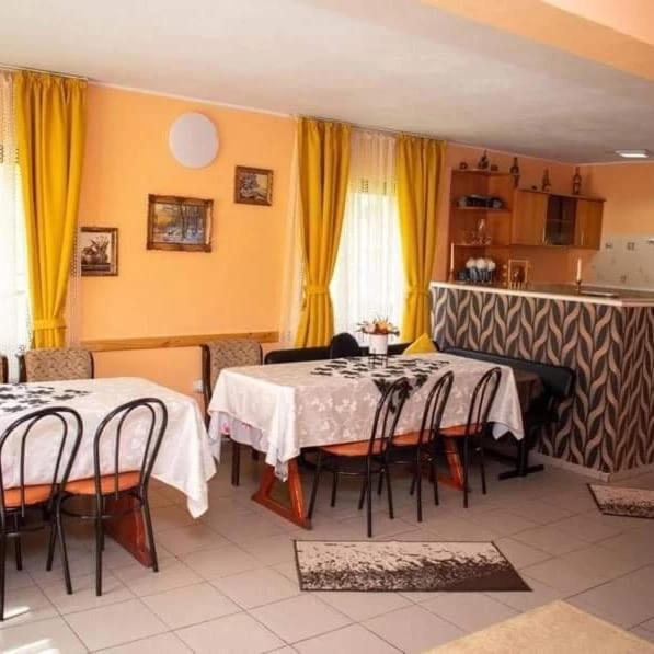 Cabana Ancuta Hotel Vartop Bagian luar foto